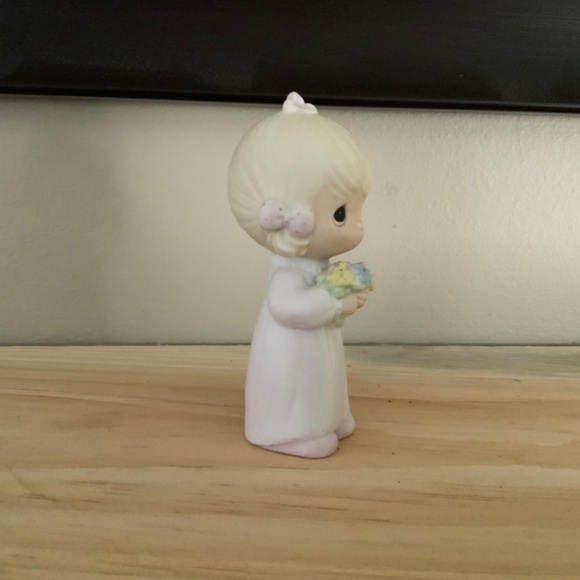 Bridesmaid Precious Moments Ceramic Figurine - Picture 3 of 5